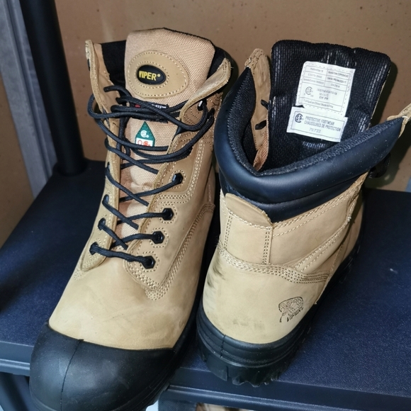 Safety boots - Picture 3 of 10